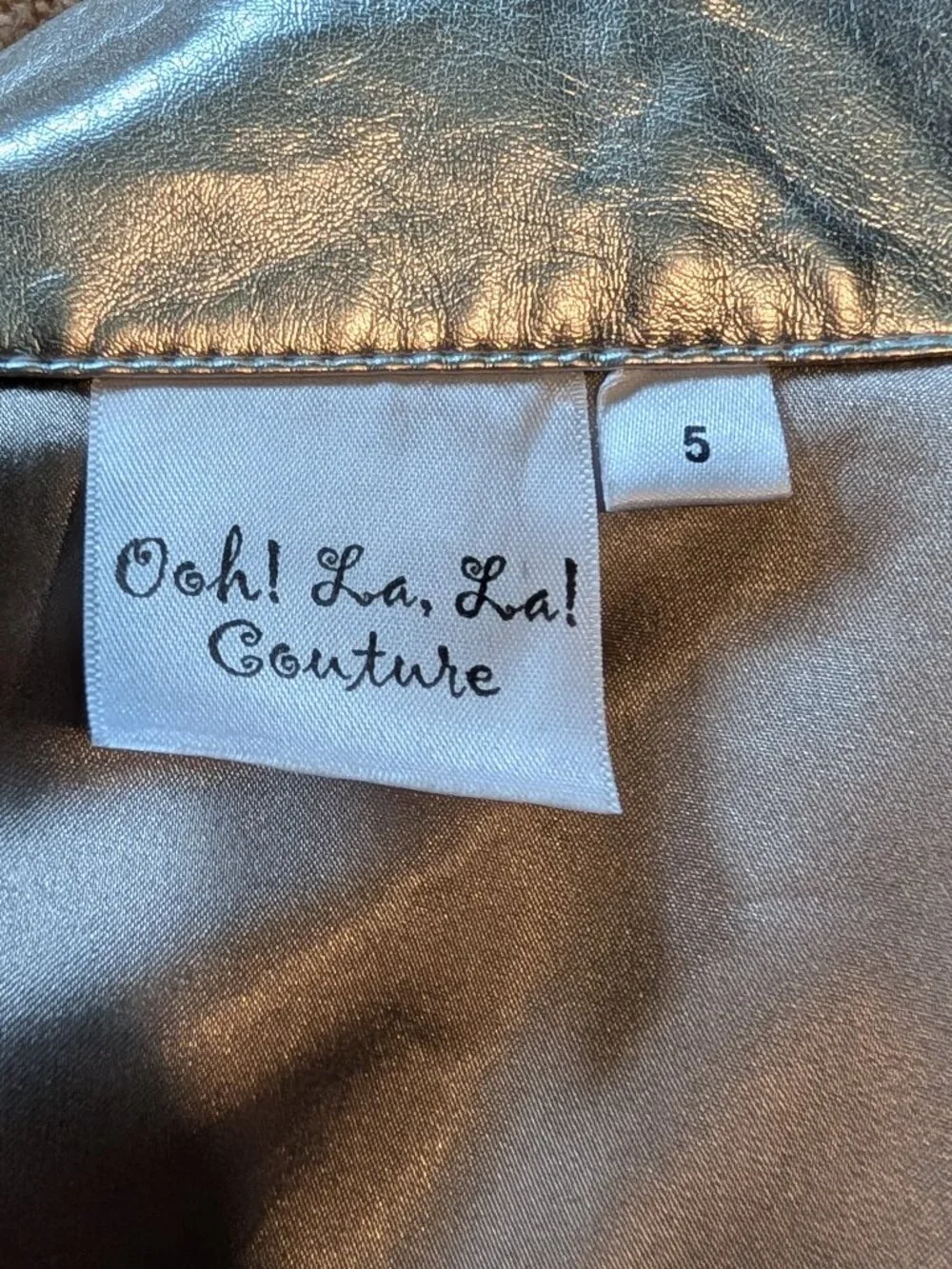 Short silver jacket coat with pockets size 5